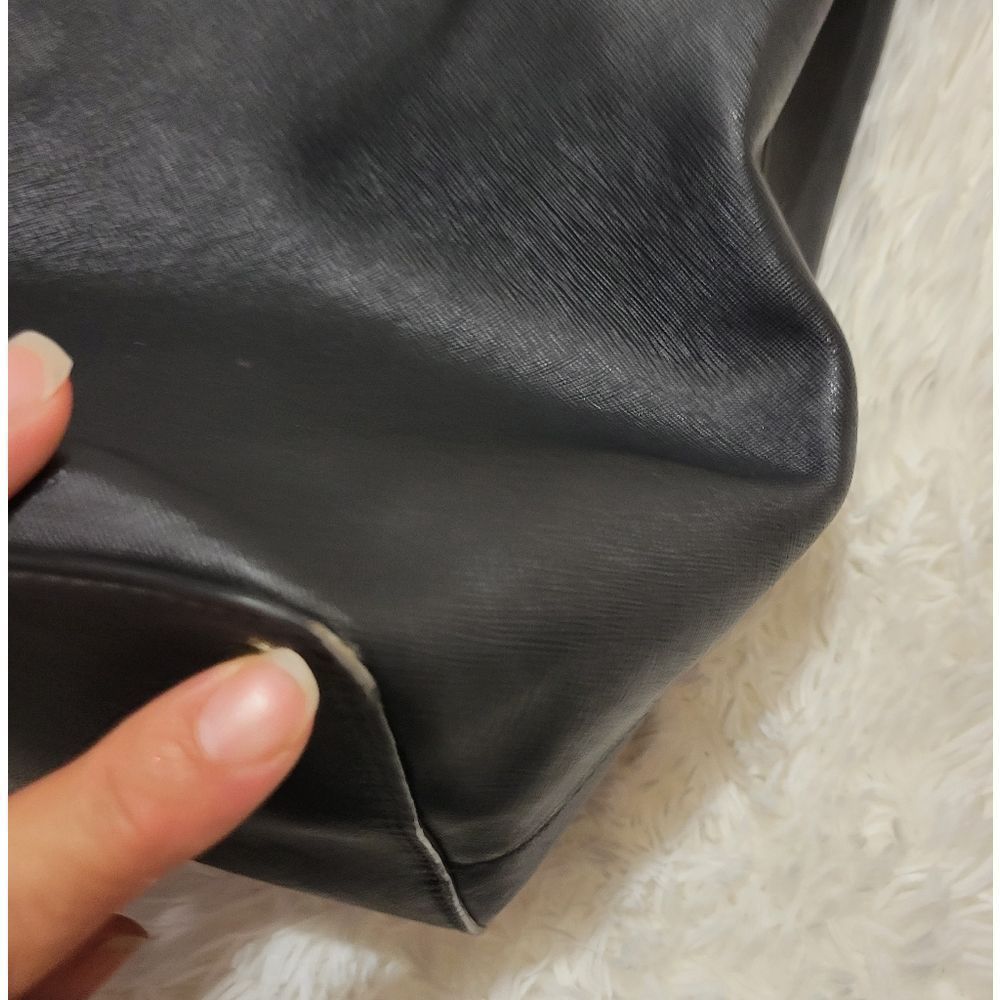 Kate spade tote - Picture 8 of 16